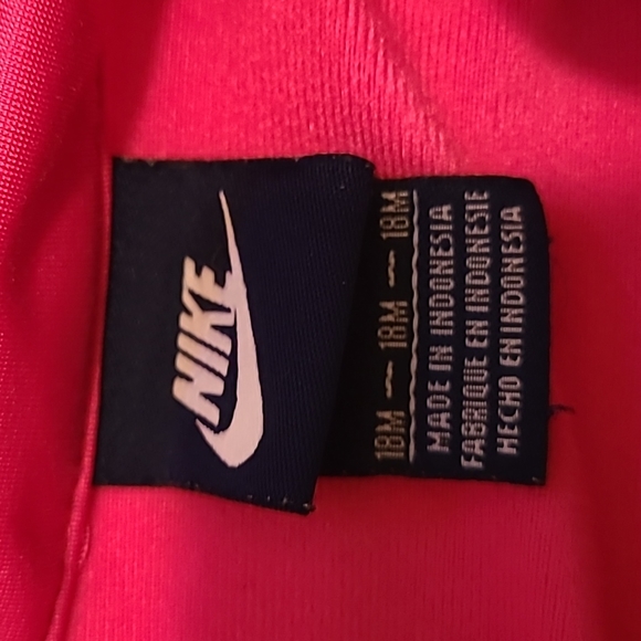 Nike bright pink zip up sweater and matching sweatpants/joggers - Picture 2 of 5